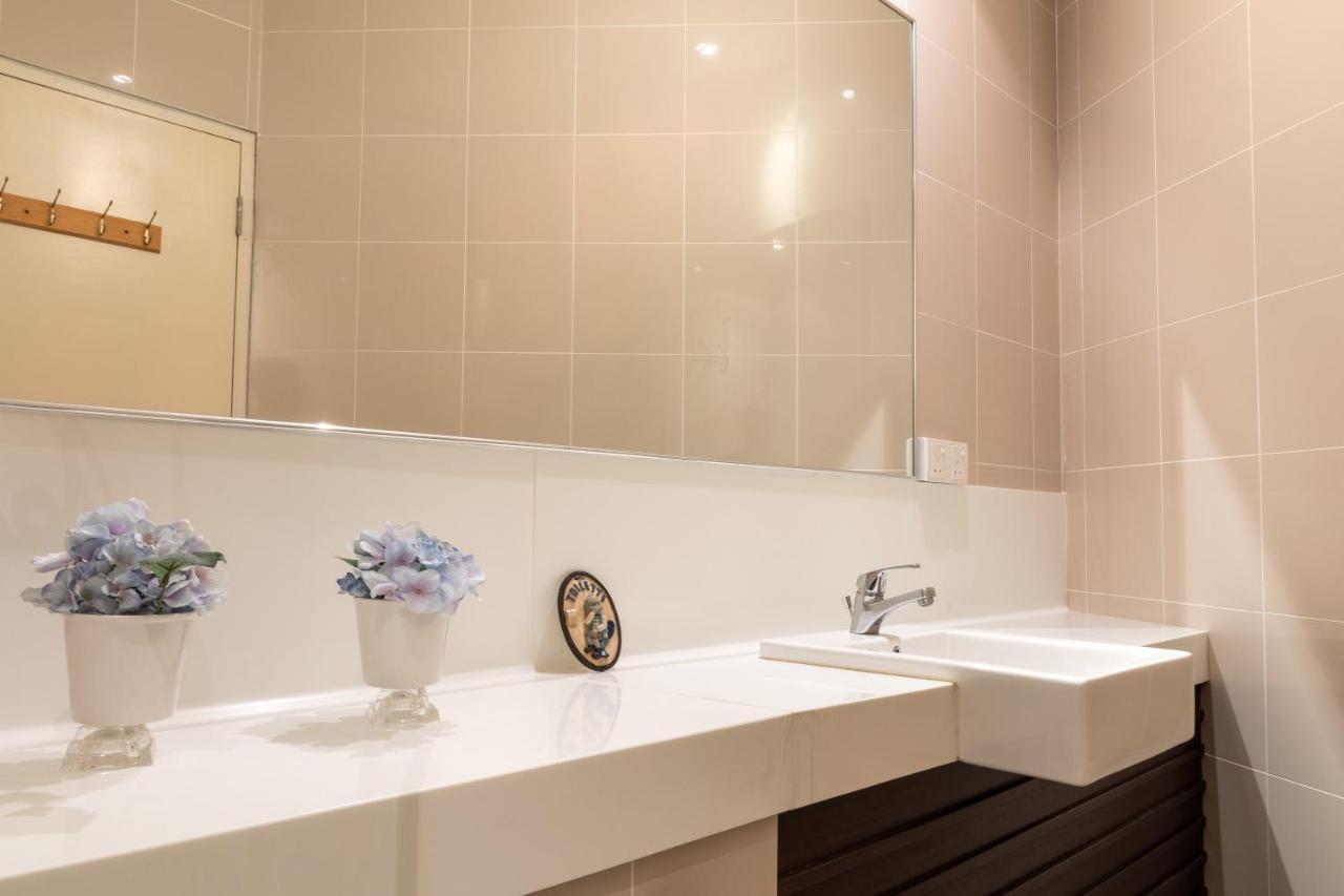 Rosebury Studio Suite By D Imperio Homestay ジョージタウン エクステリア 写真