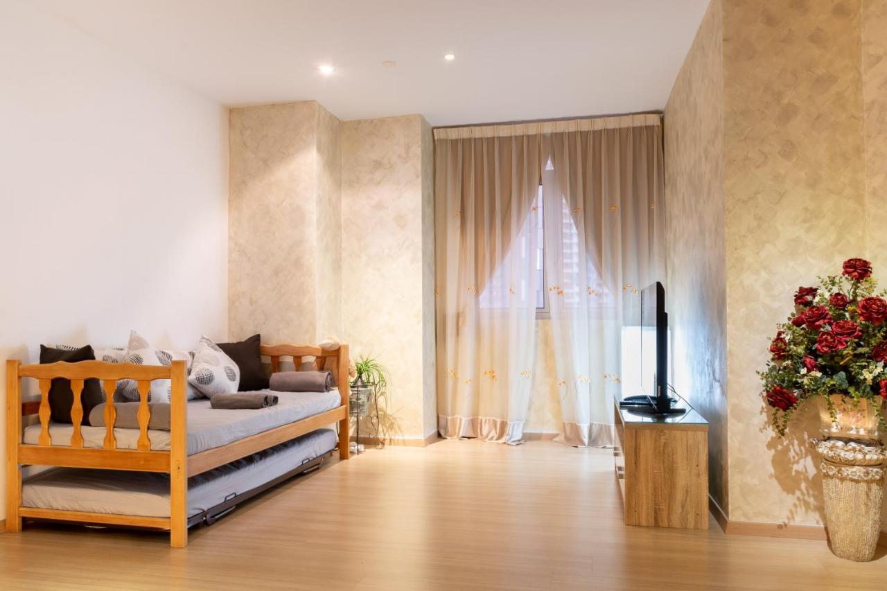 Rosebury Studio Suite By D Imperio Homestay ジョージタウン エクステリア 写真